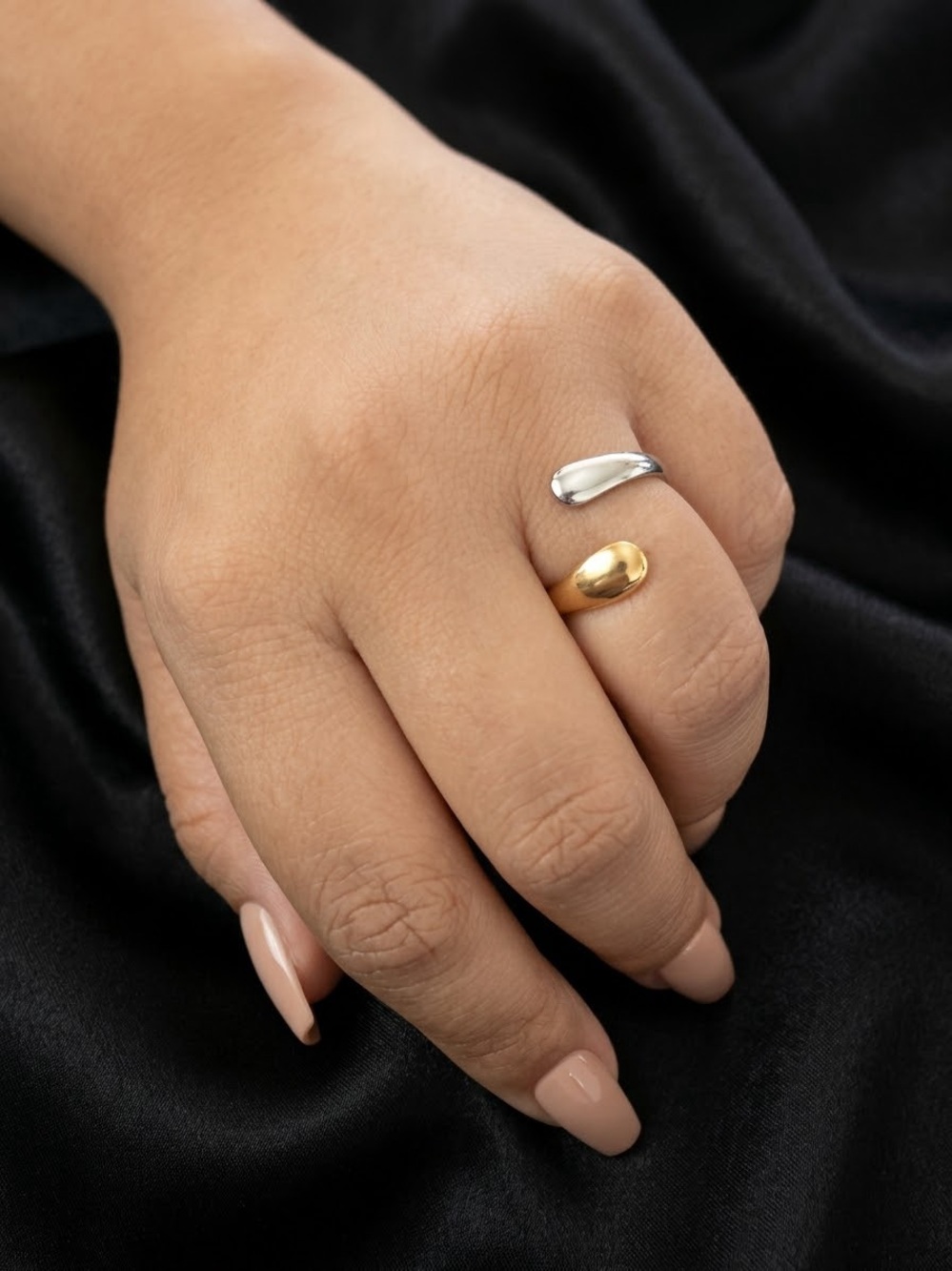 Titanium Two-Tone adjustable Band Ring Gold & Silver